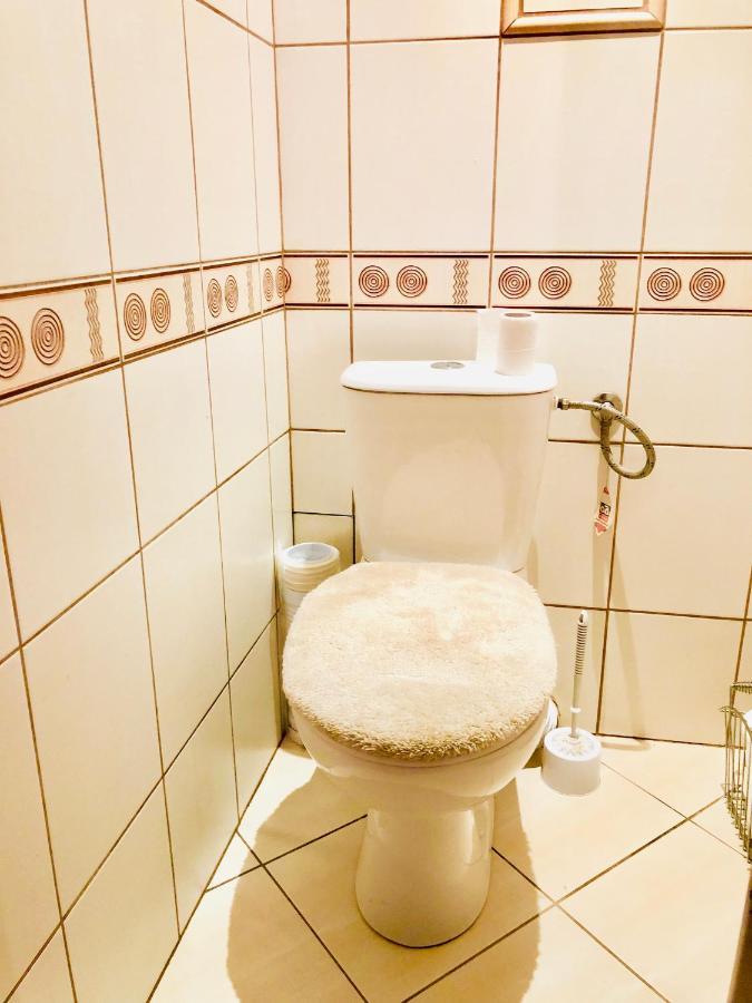 Wynajemzklasa Ostello Cracovia Esterno foto